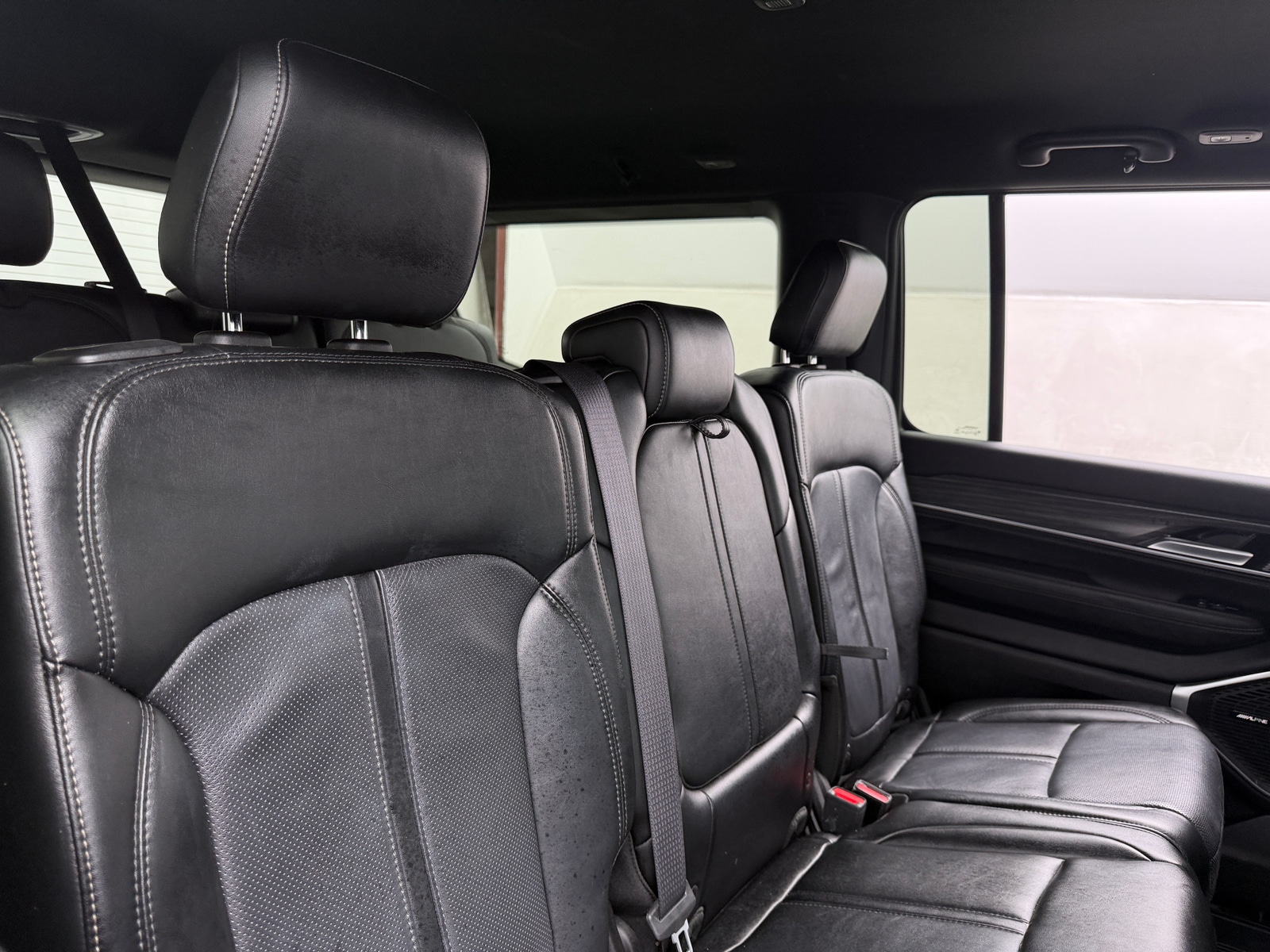 Thumbnail: 2024 Jeep Wagoneer - 5