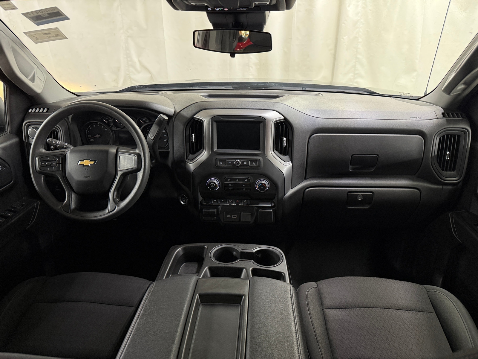 Thumbnail: 2024 Chevrolet Silverado 1500 - 3