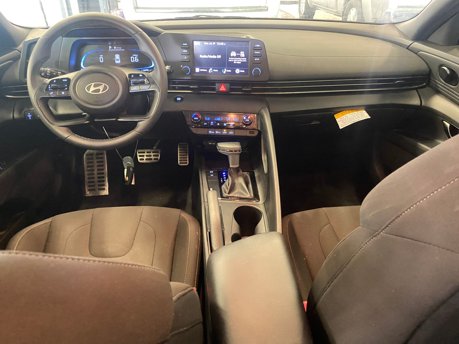 Thumbnail: 2025 Hyundai Elantra - 3