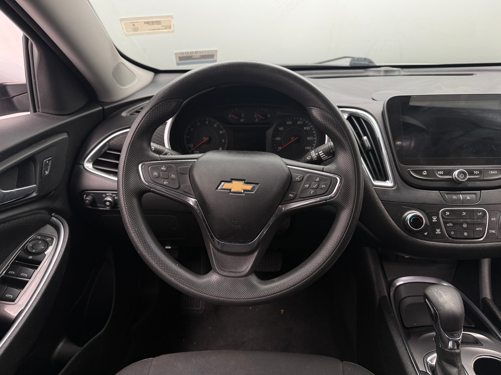 Thumbnail: 2021 Chevrolet Malibu - 5