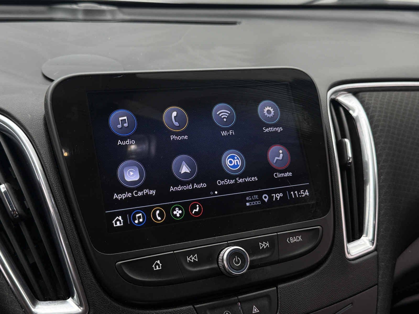 Thumbnail: 2021 Chevrolet Malibu - 4