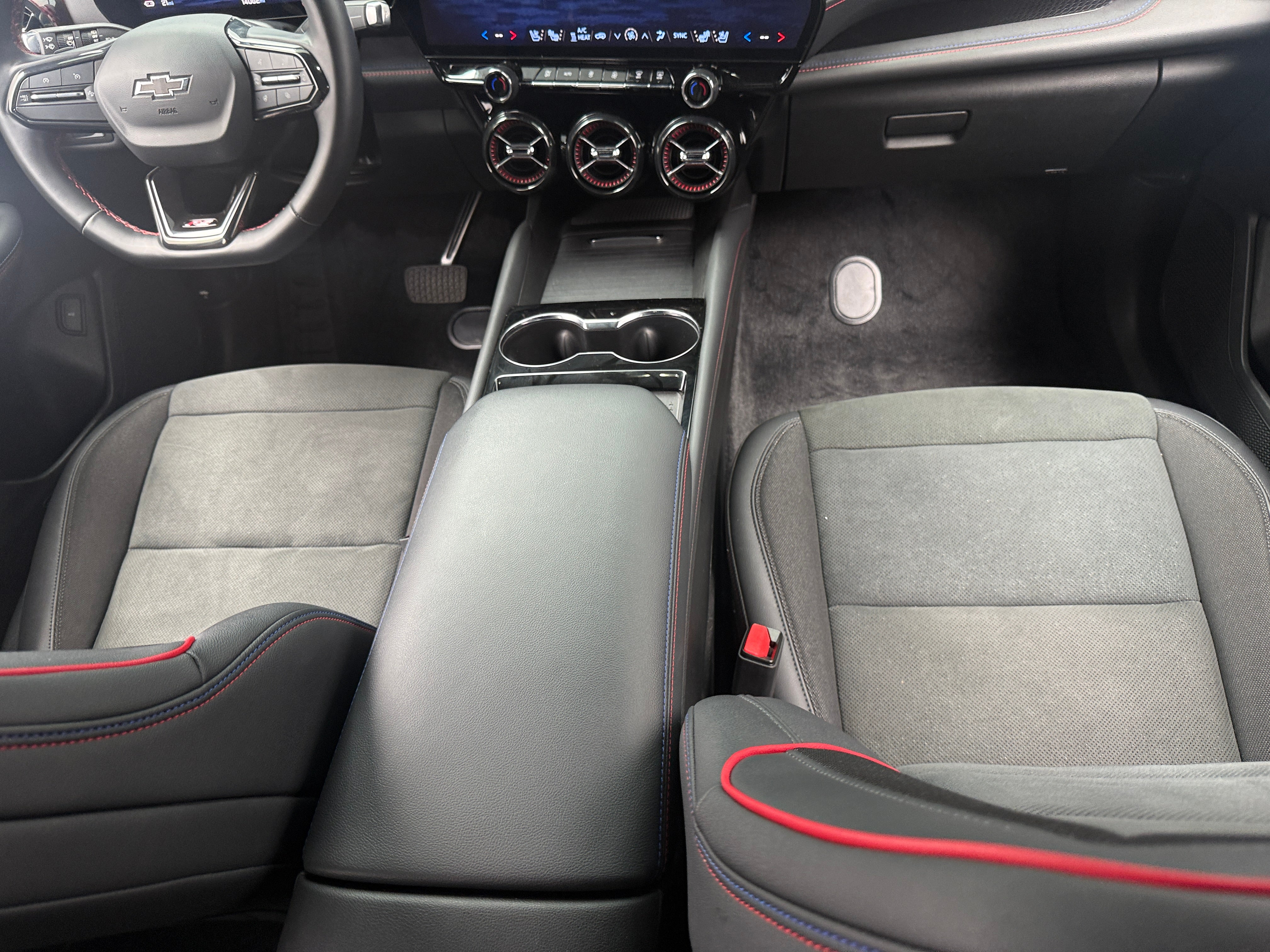 Used 2024 Chevrolet Blazer EV RS with VIN 3GNKDCRJXRS196472 for sale in Auburn, WA