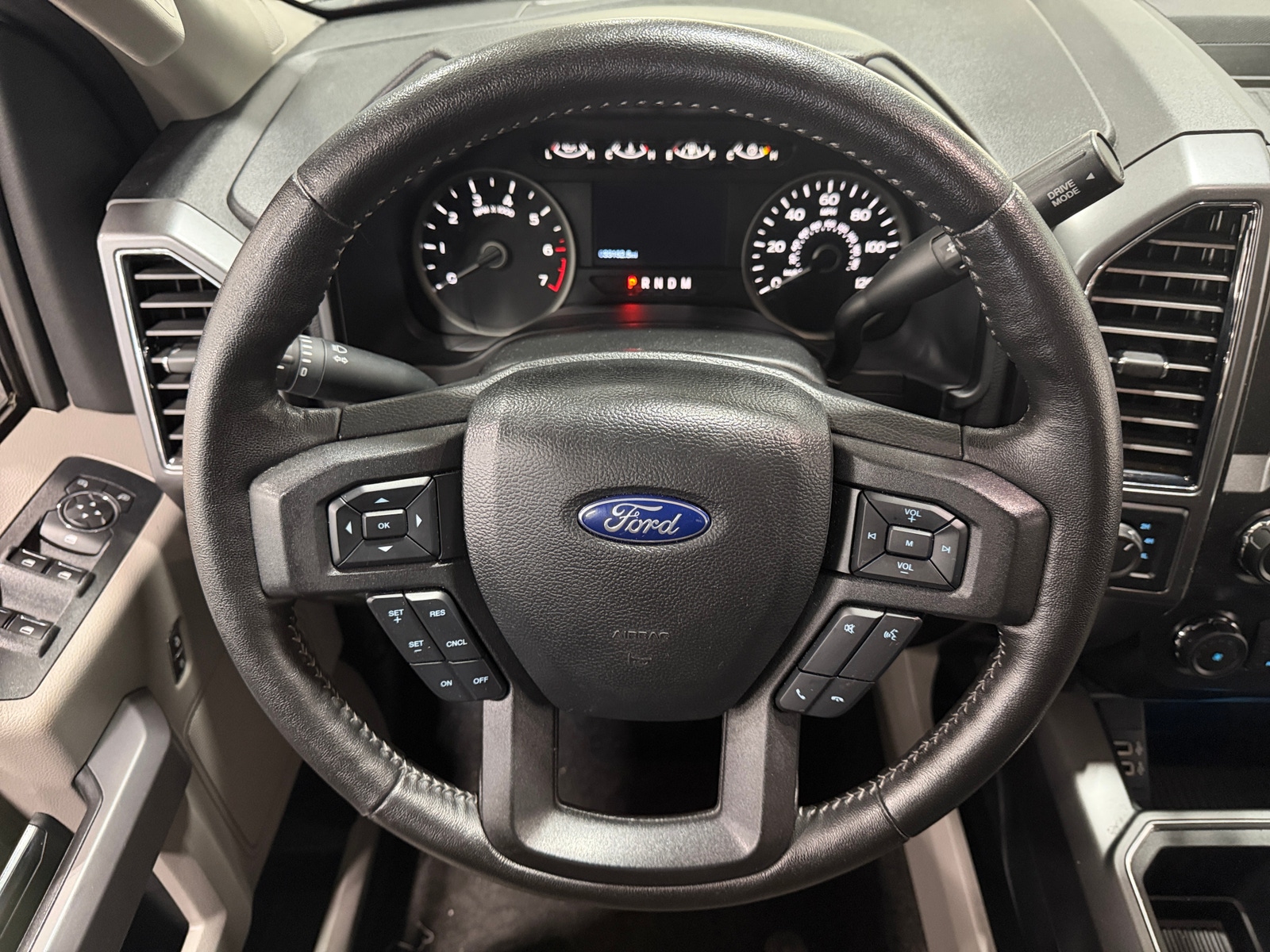 Thumbnail: 2019 Ford Econoline - 5