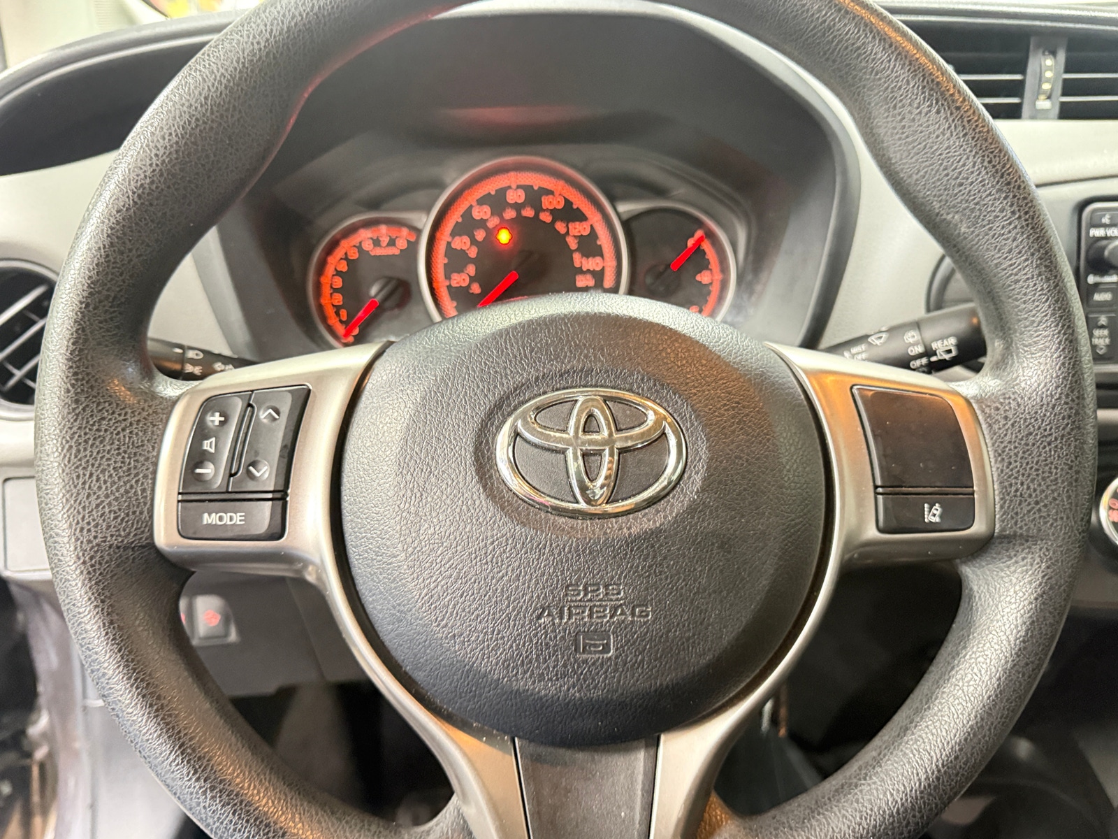 Thumbnail: 2017 Toyota Yaris - 5