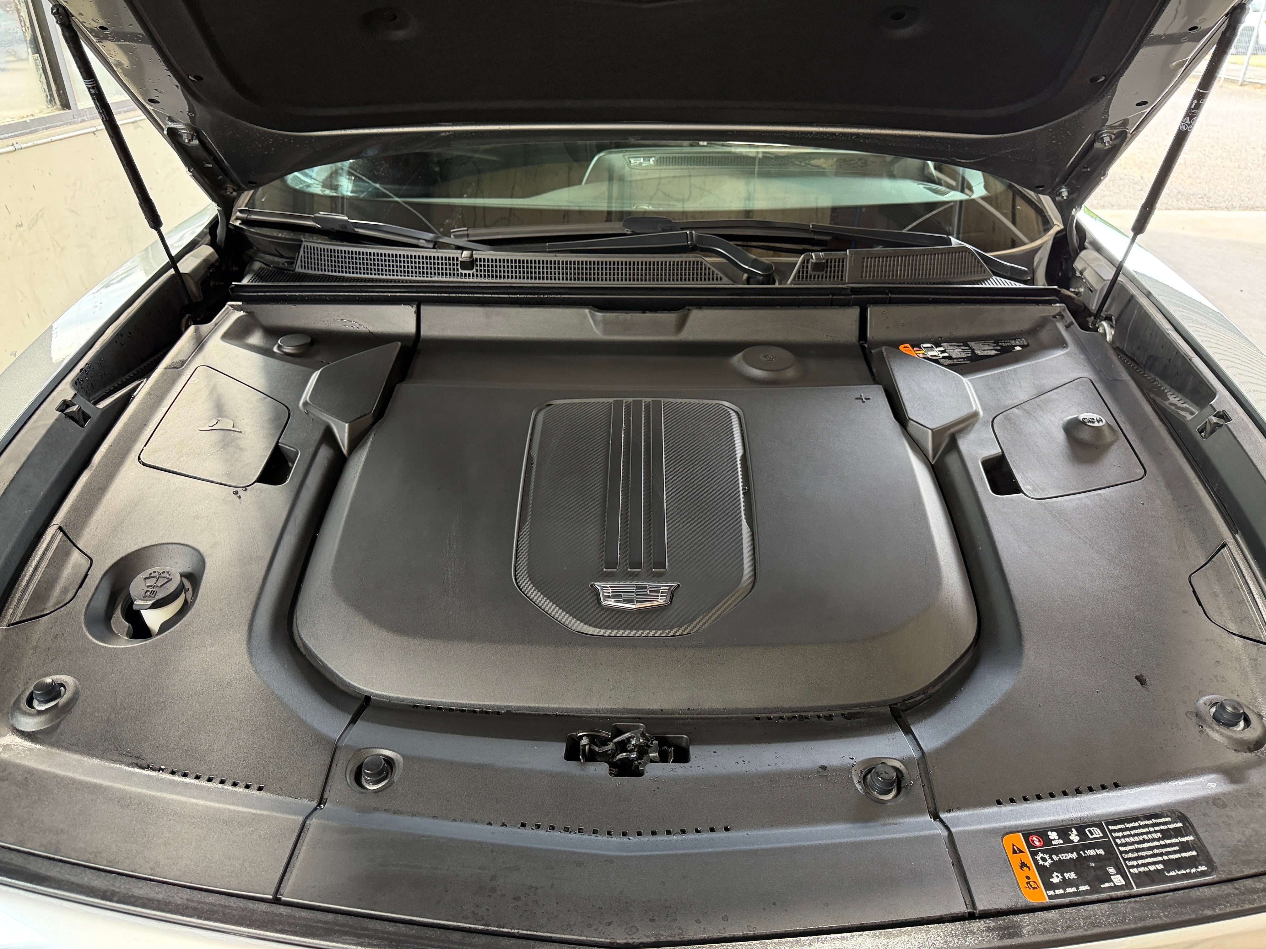 Used 2024 Cadillac LYRIQ Luxury 1 with VIN 1GYKPPRL3RZ133851 for sale in Pewaukee, WI