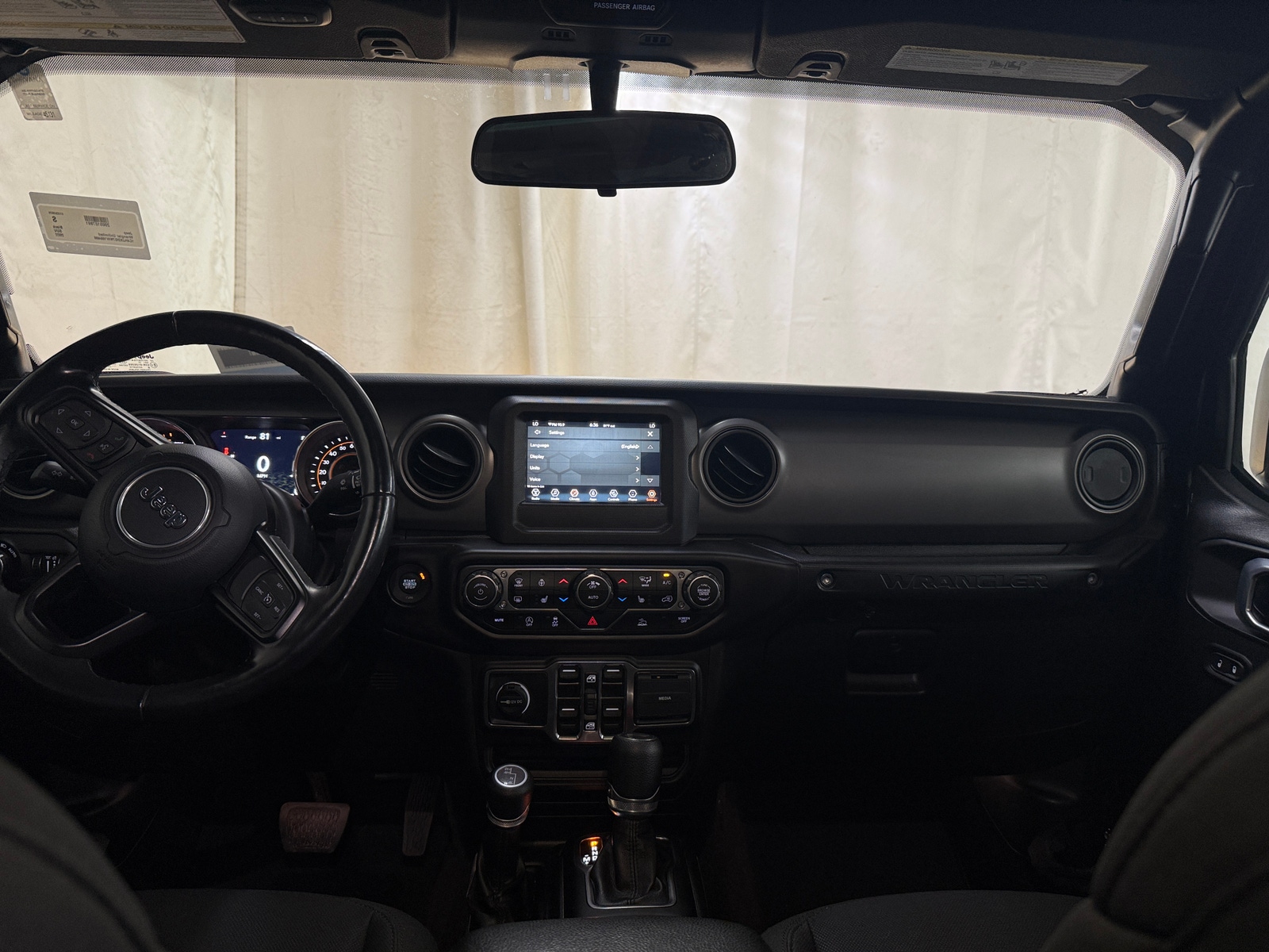 Thumbnail: 2022 Jeep Wrangler - 3