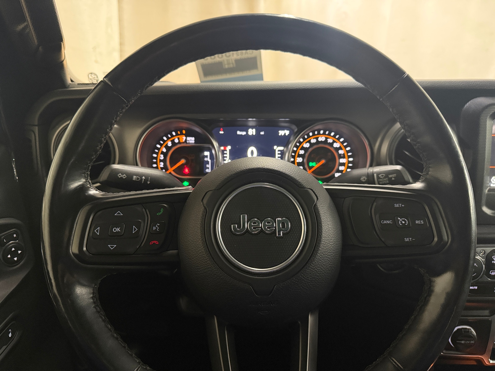 Thumbnail: 2022 Jeep Wrangler - 5