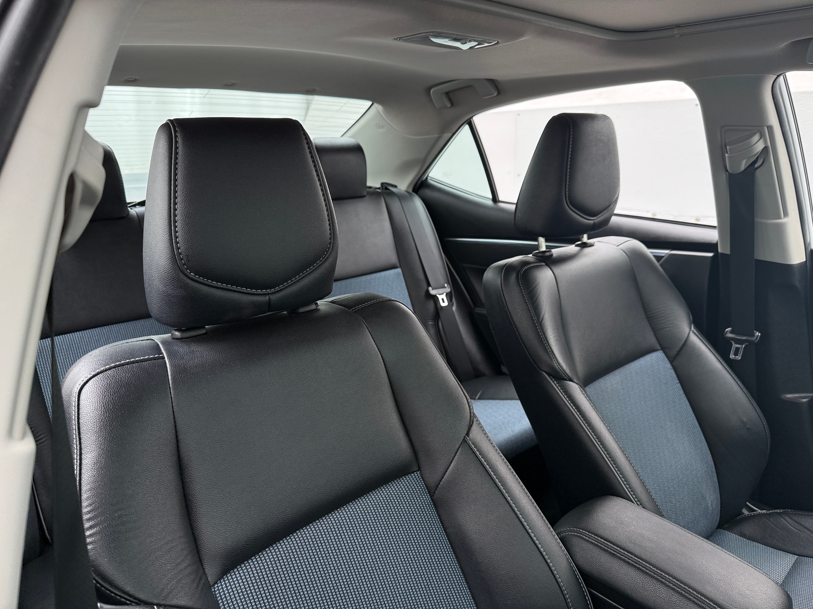 Thumbnail: 2014 Toyota Corolla - 2