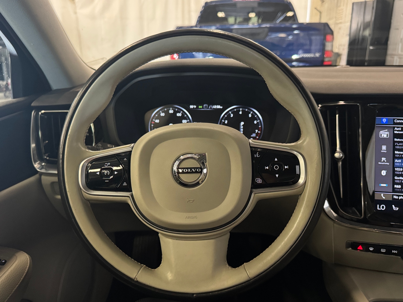 Thumbnail: 2020 Volvo S60 - 4