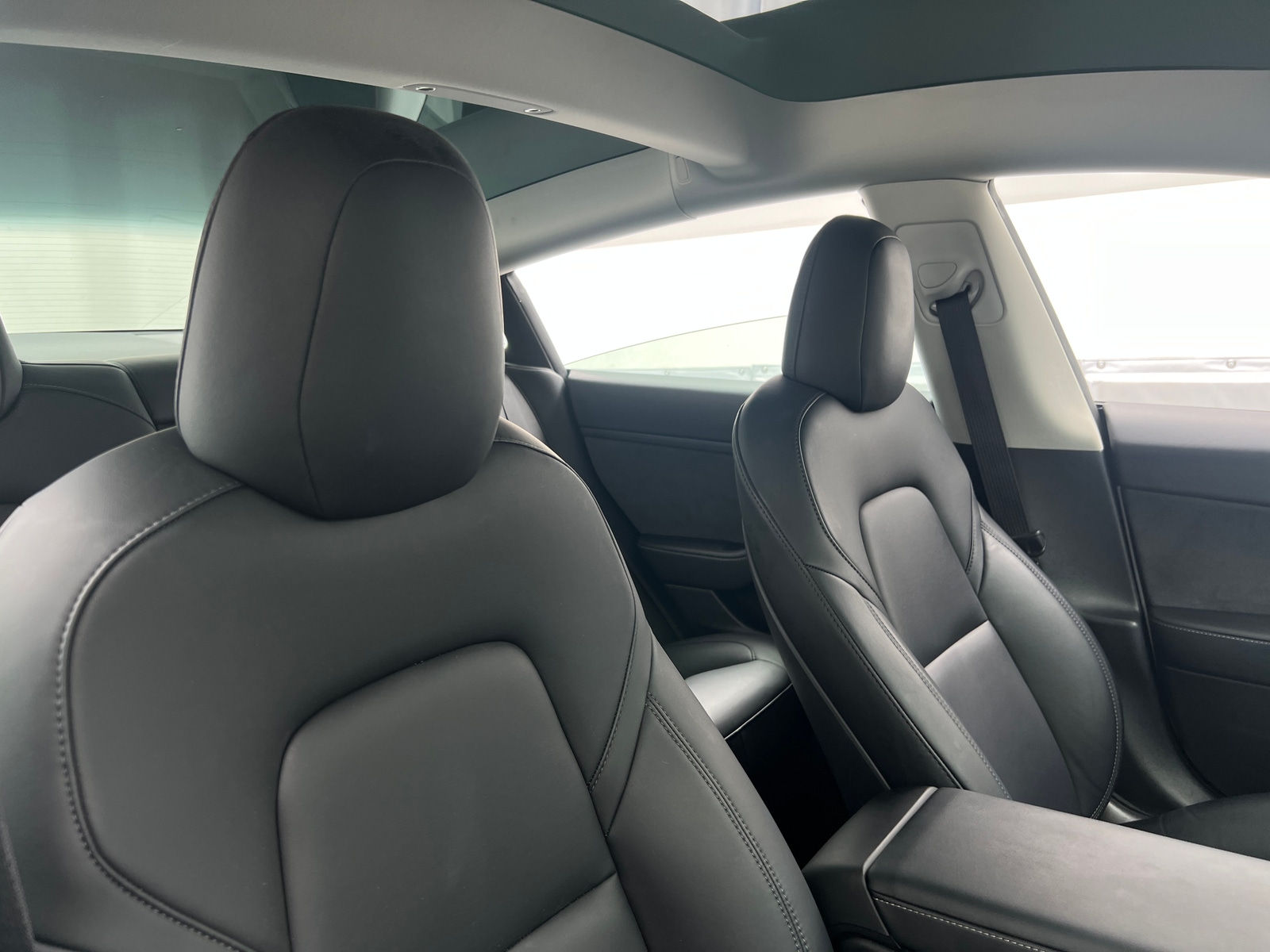 Thumbnail: 2022 Tesla Model 3 - 2