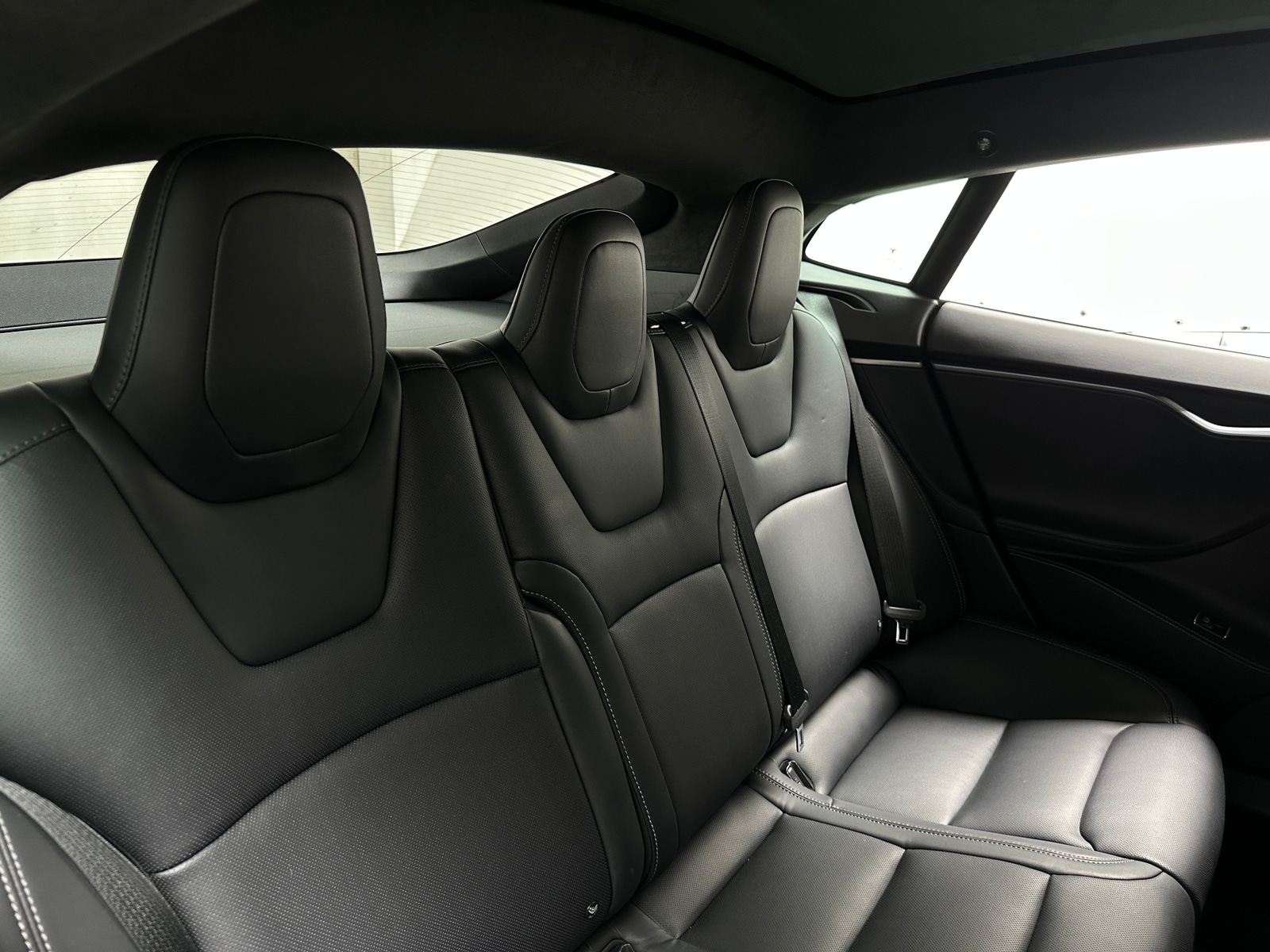 Thumbnail: 2018 Tesla Model S - 5