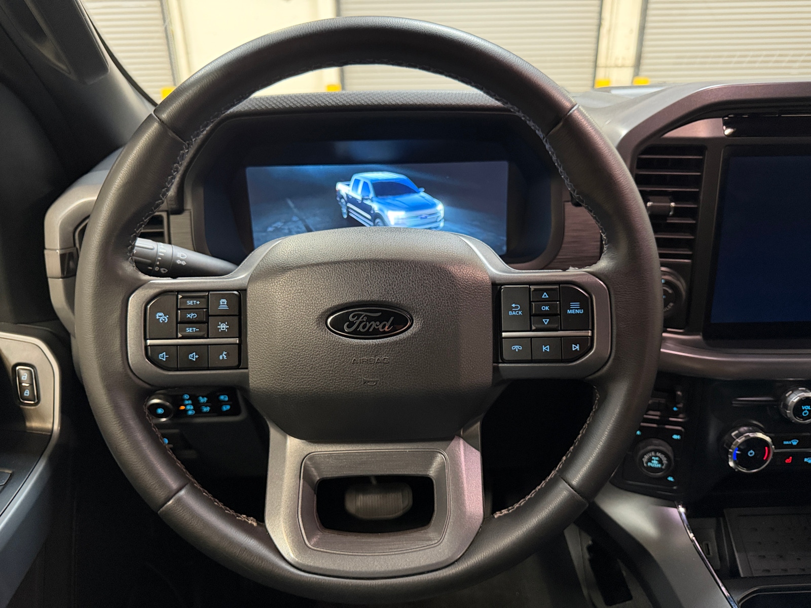 Thumbnail: 2025 Ford Econoline - 5