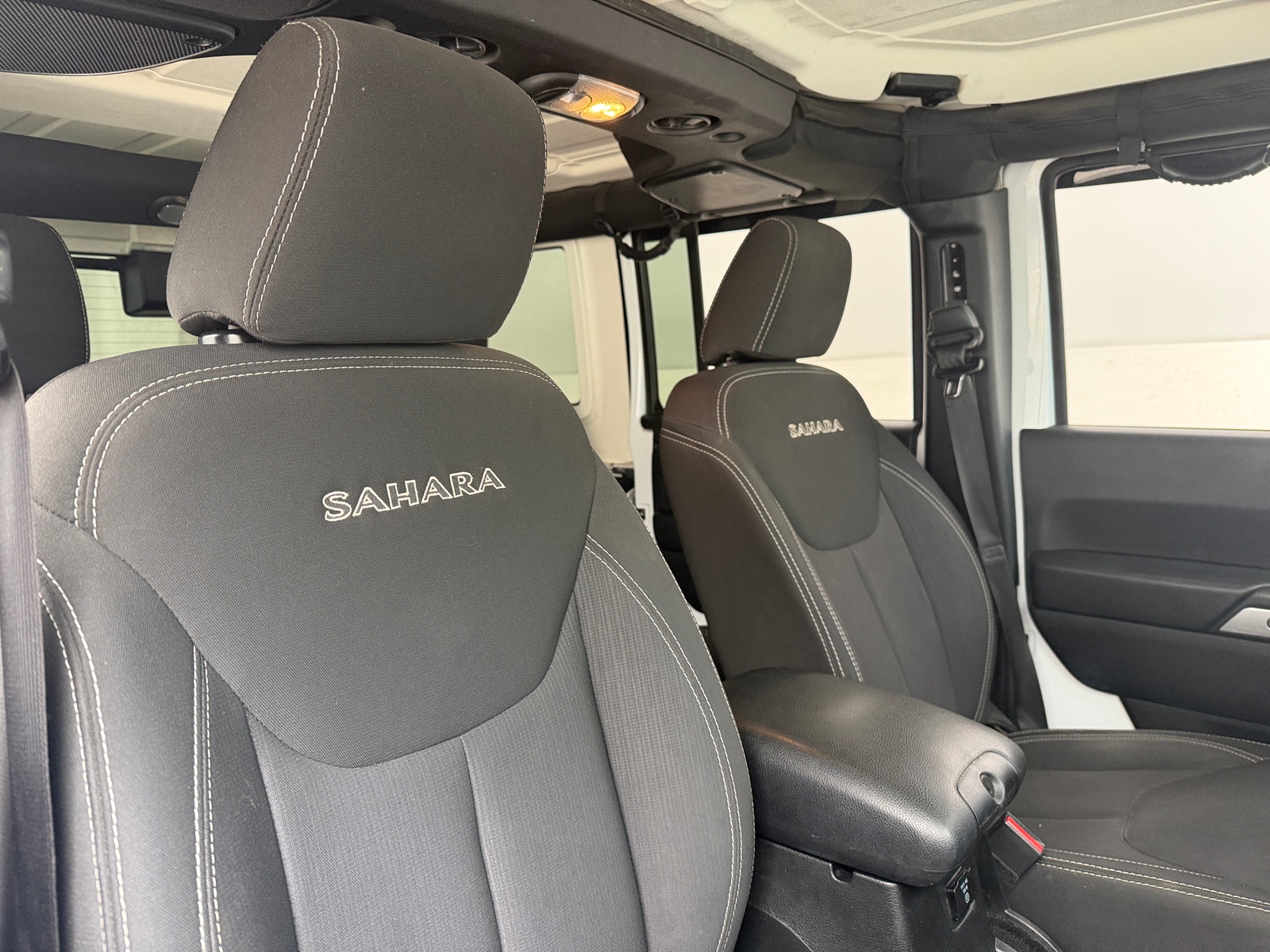 Thumbnail: 2017 Jeep Wrangler - 2