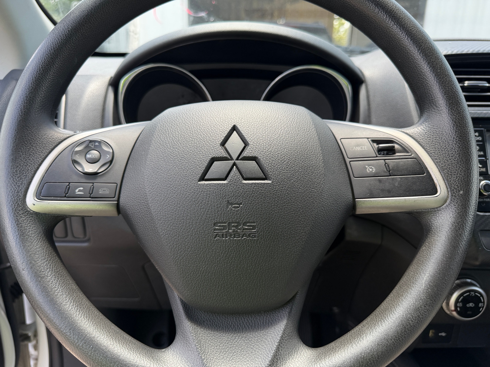 Thumbnail: 2020 Mitsubishi Outlander Sport - 5