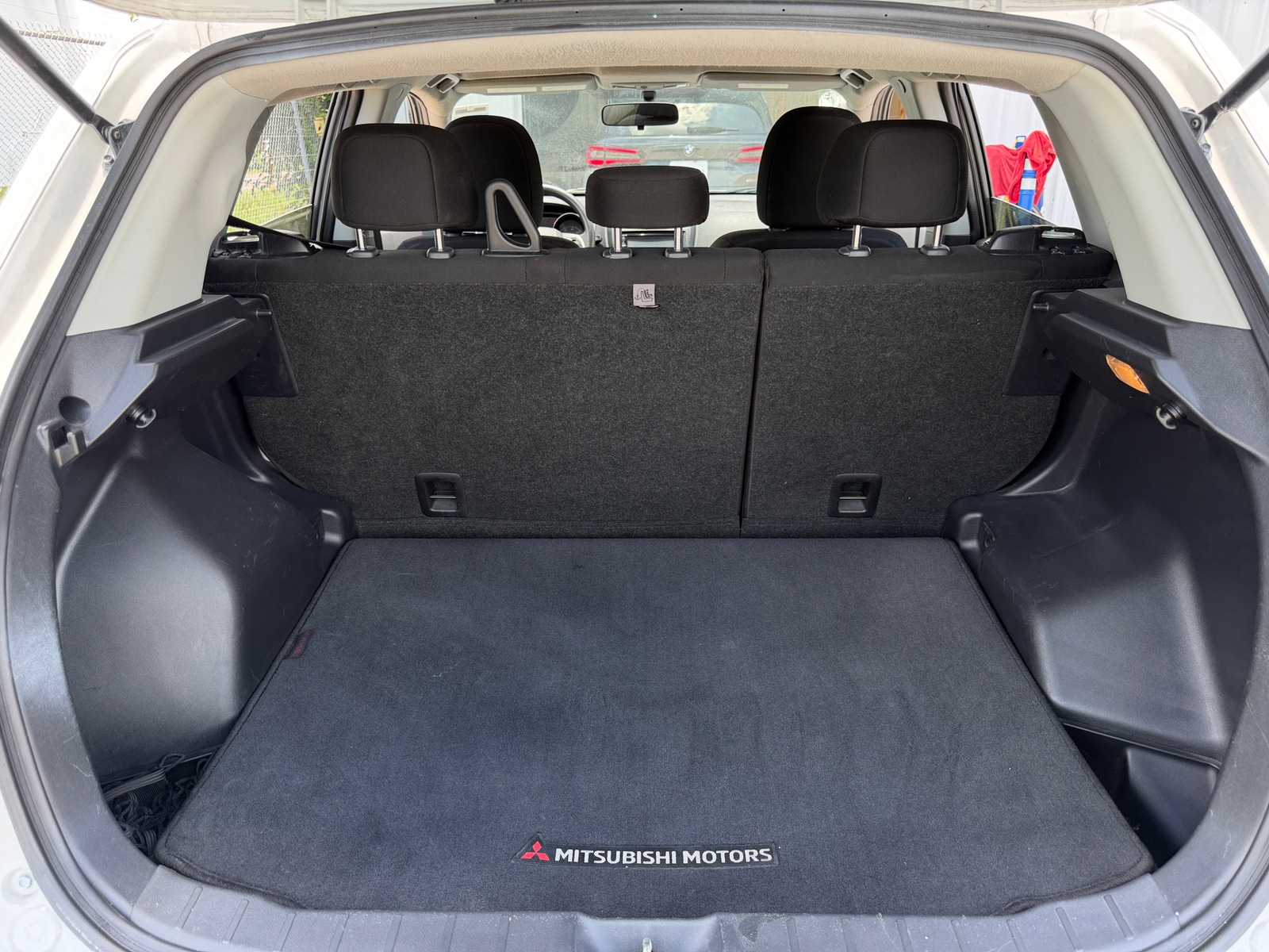 Thumbnail: 2020 Mitsubishi Outlander Sport - 7