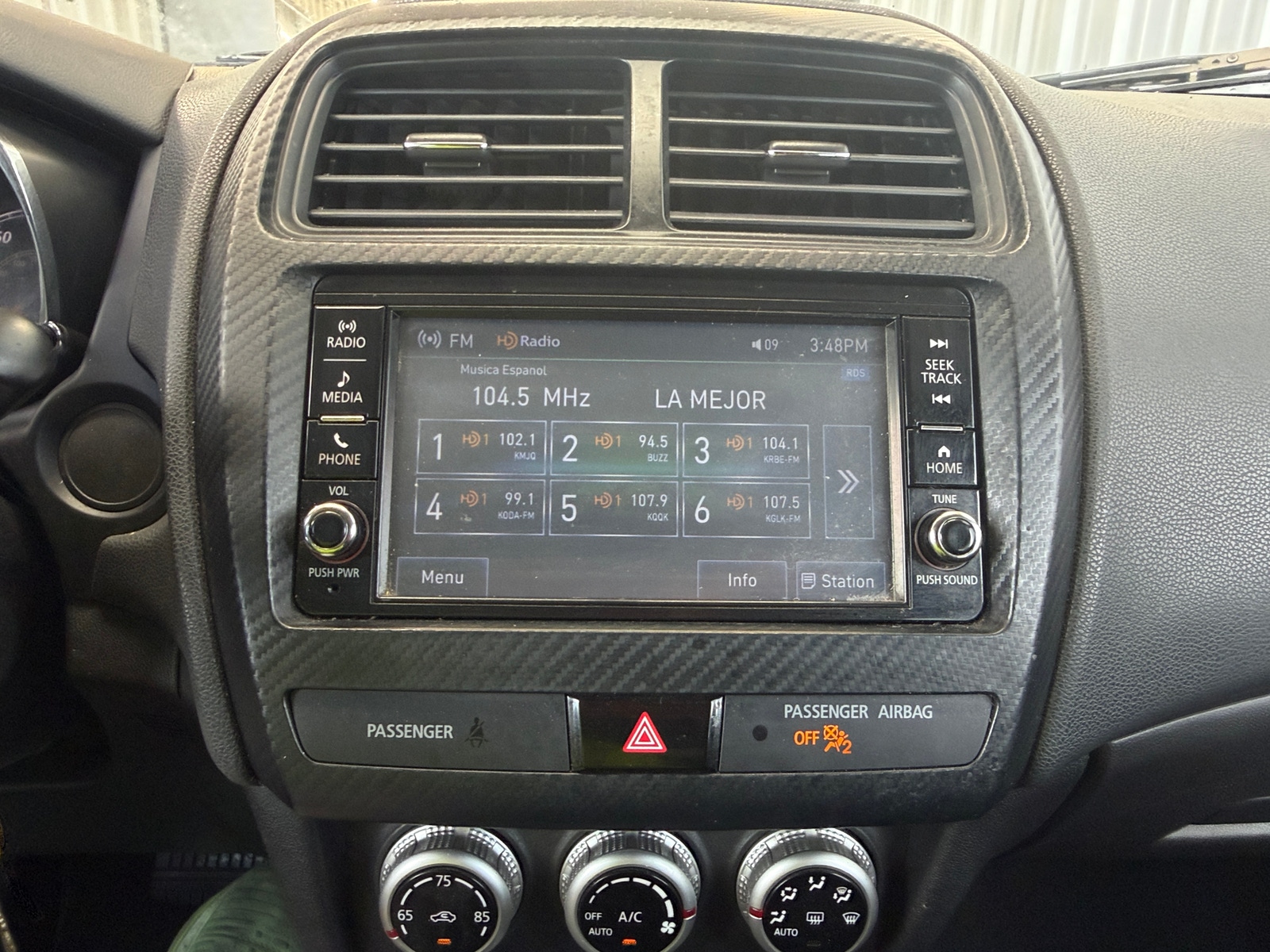 Thumbnail: 2020 Mitsubishi Outlander Sport - 4
