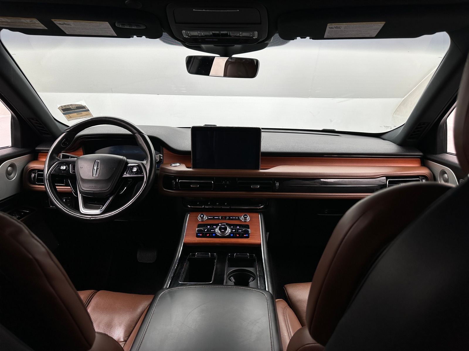 Thumbnail: 2020 Lincoln Aviator - 2