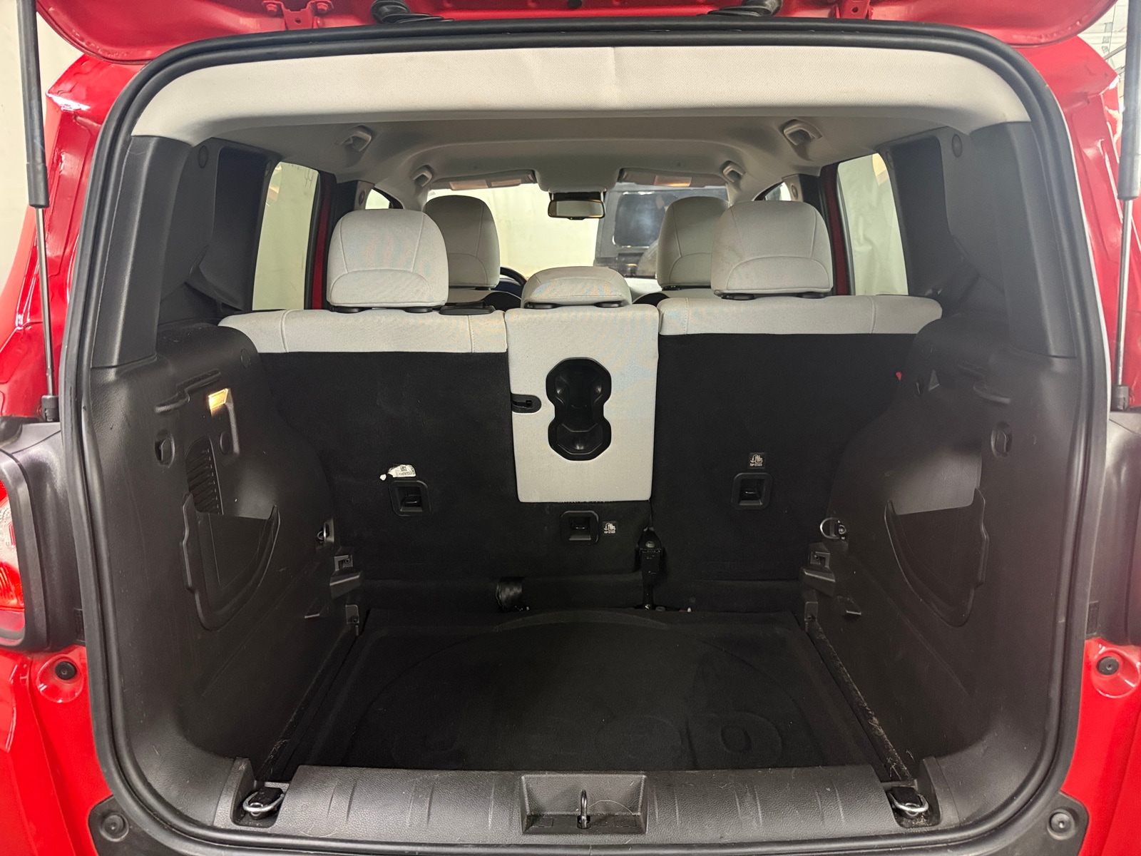 Thumbnail: 2022 Jeep Renegade - 7
