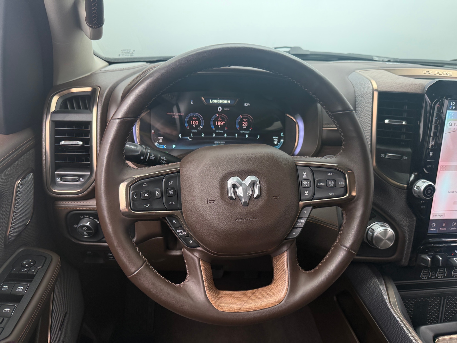 Thumbnail: 2026 RAM 1500 - 4