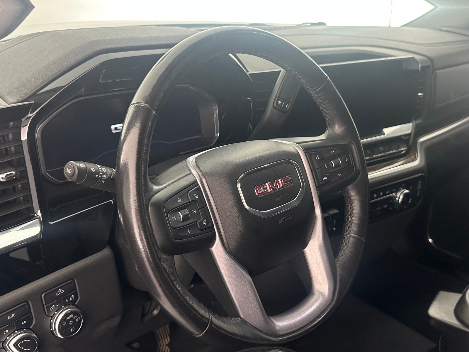 Thumbnail: 2022 GMC Sierra 1500 - 5