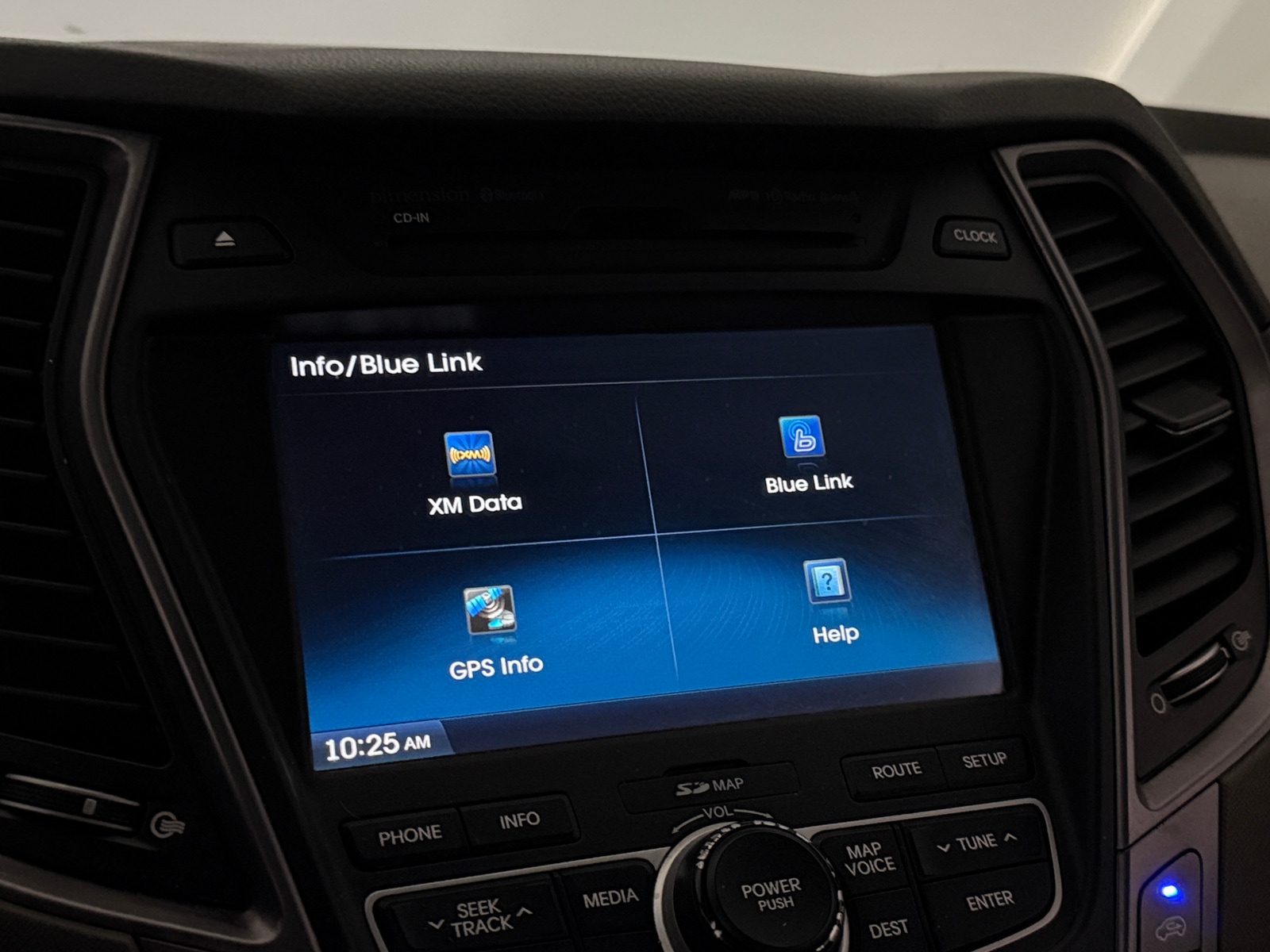 Thumbnail: 2014 Hyundai Santa Fe - 3