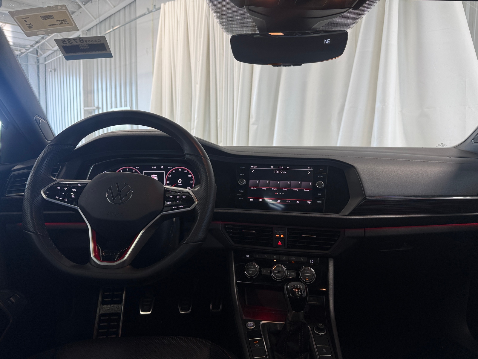 Thumbnail: 2023 Volkswagen Jetta - 2