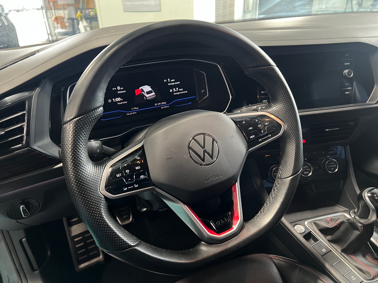 Thumbnail: 2023 Volkswagen Jetta - 4
