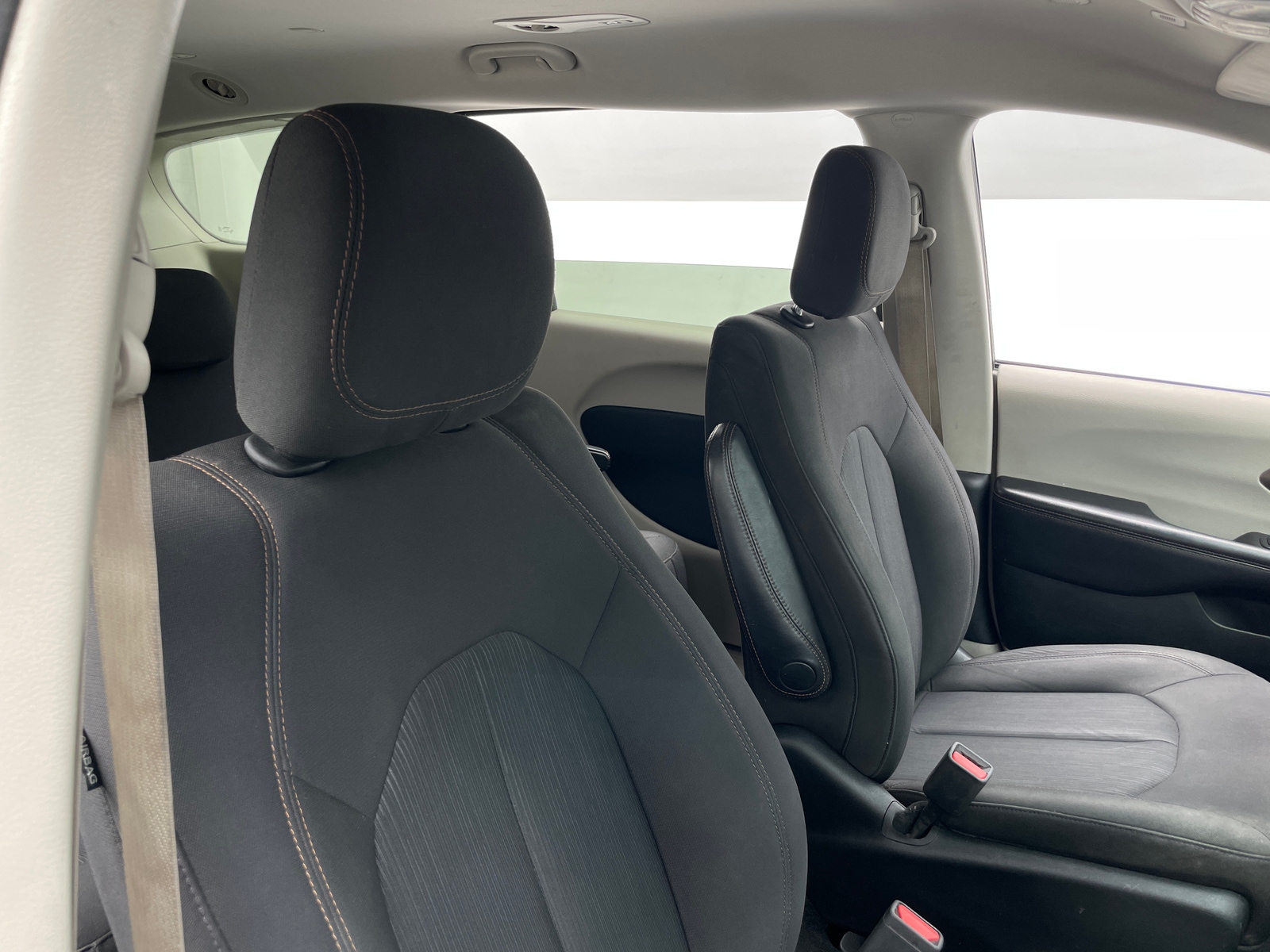 Thumbnail: 2018 Chrysler Pacifica - 2