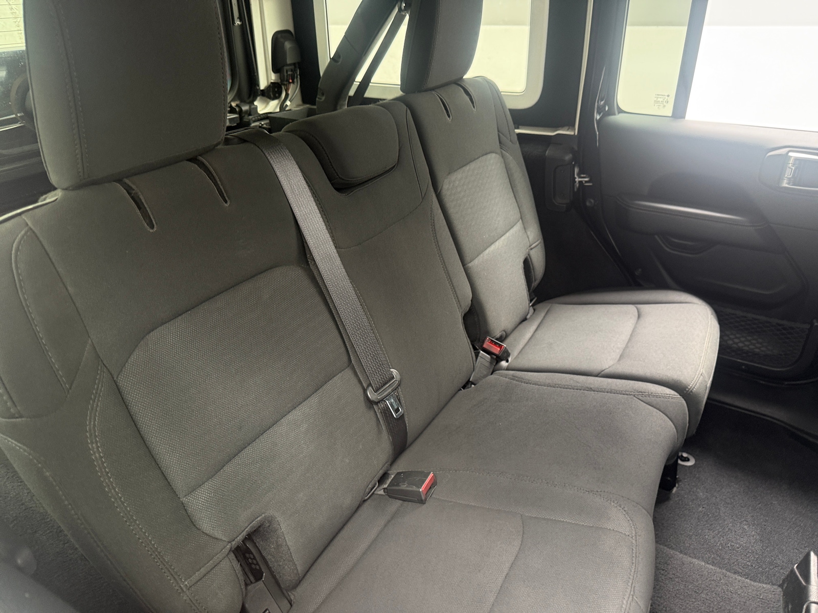 Thumbnail: 2019 Jeep Wrangler - 6