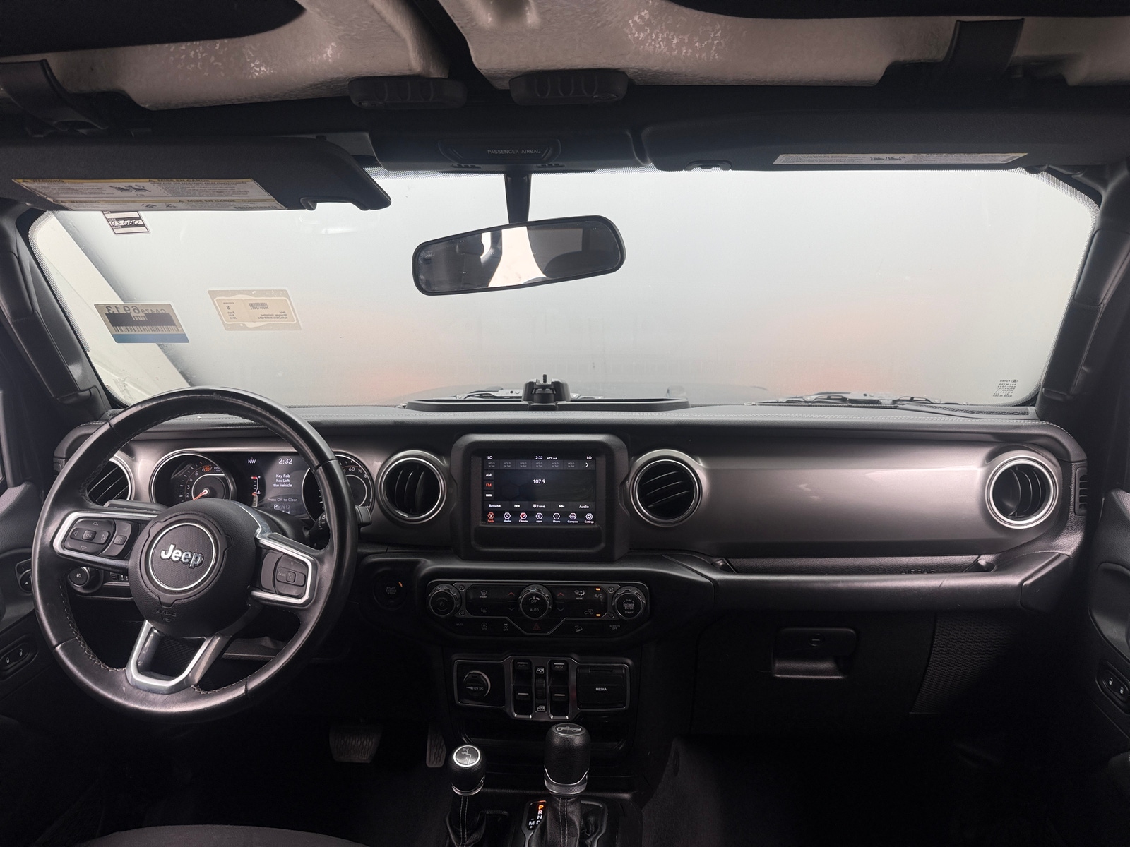 Thumbnail: 2019 Jeep Wrangler - 3