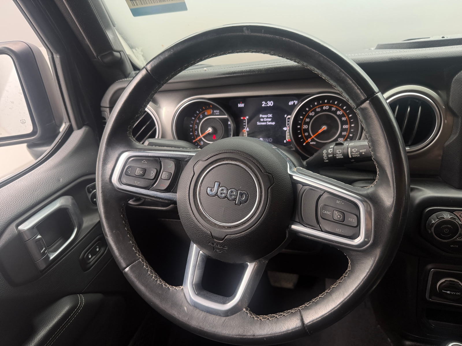 Thumbnail: 2019 Jeep Wrangler - 5