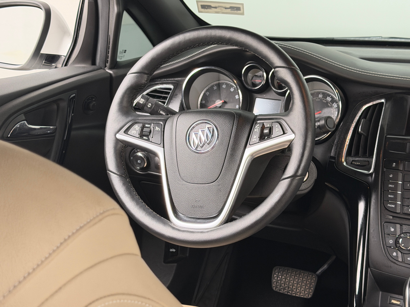 Thumbnail: 2016 Buick Cascada - 4