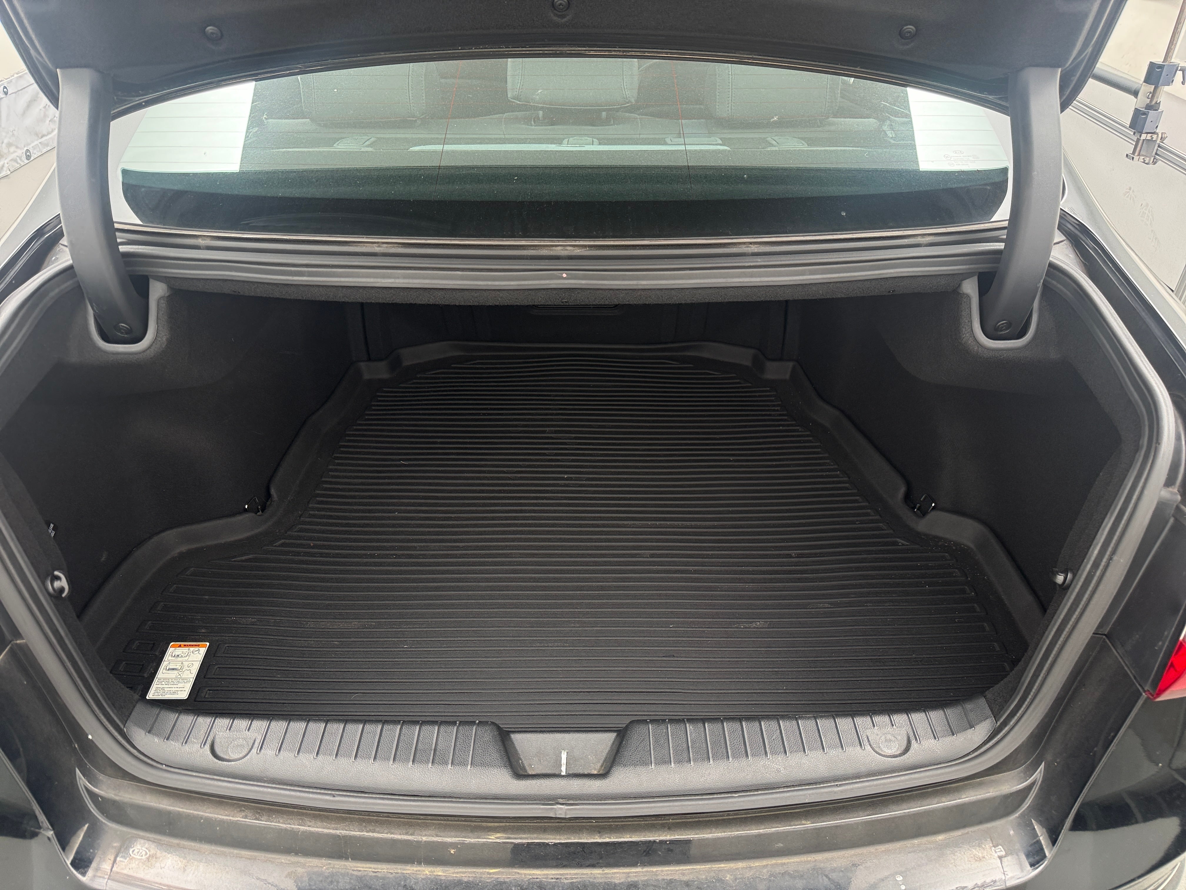 Used 2014 Kia Cadenza Premium with VIN KNALN4D74E5136491 for sale in Pewaukee, WI