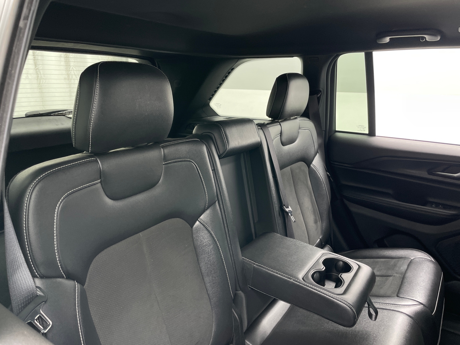 Thumbnail: 2024 Jeep Grand Cherokee - 5