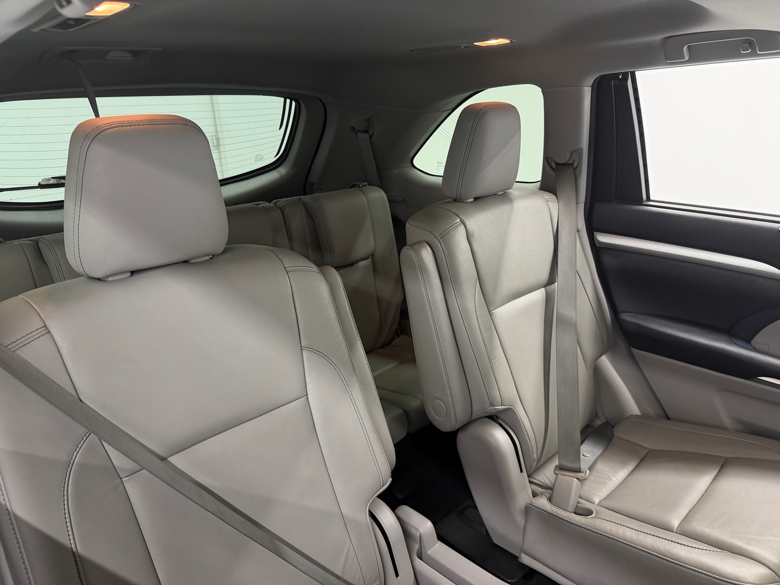 Thumbnail: 2014 Toyota Highlander - 6