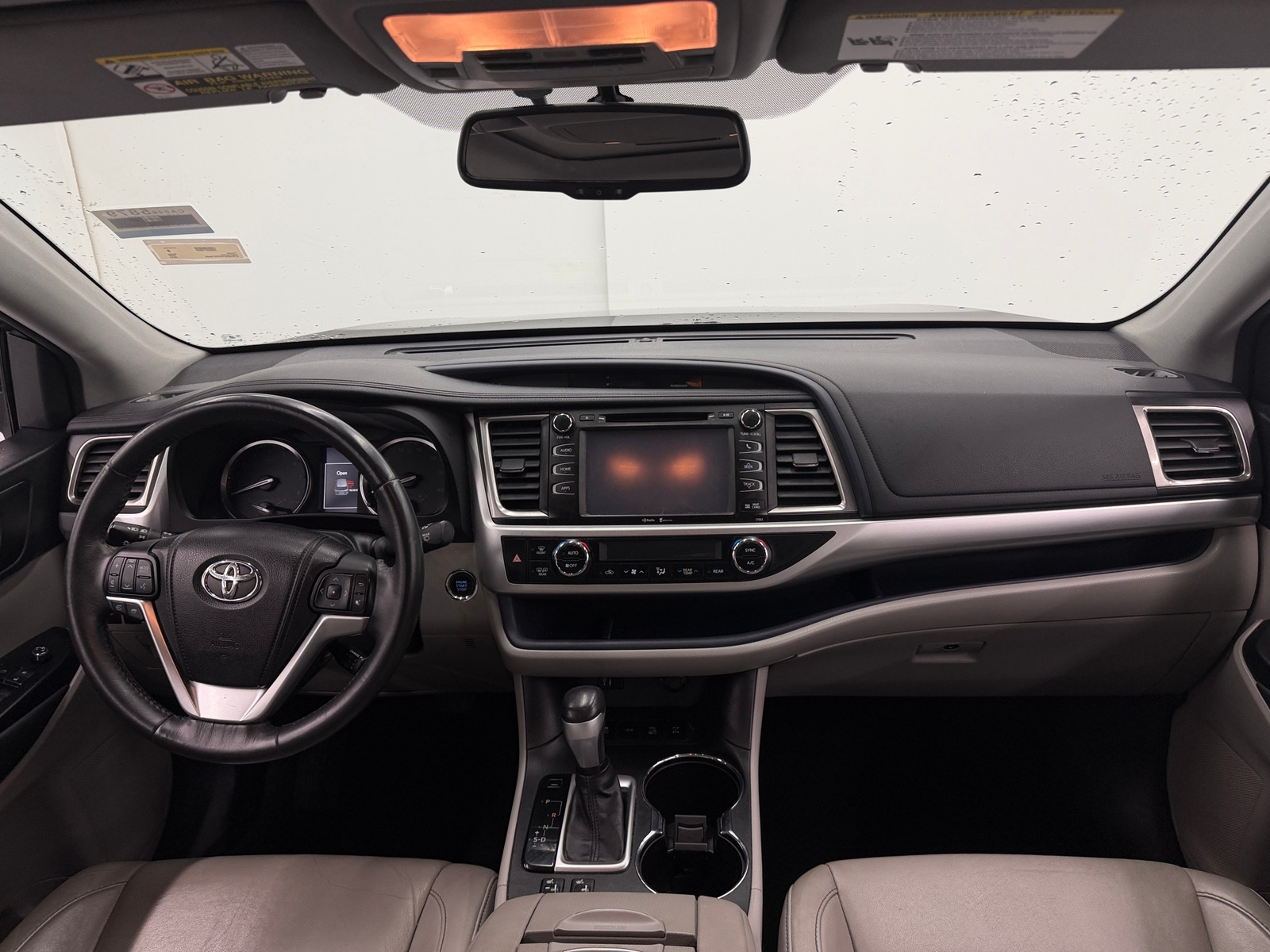 Thumbnail: 2014 Toyota Highlander - 3