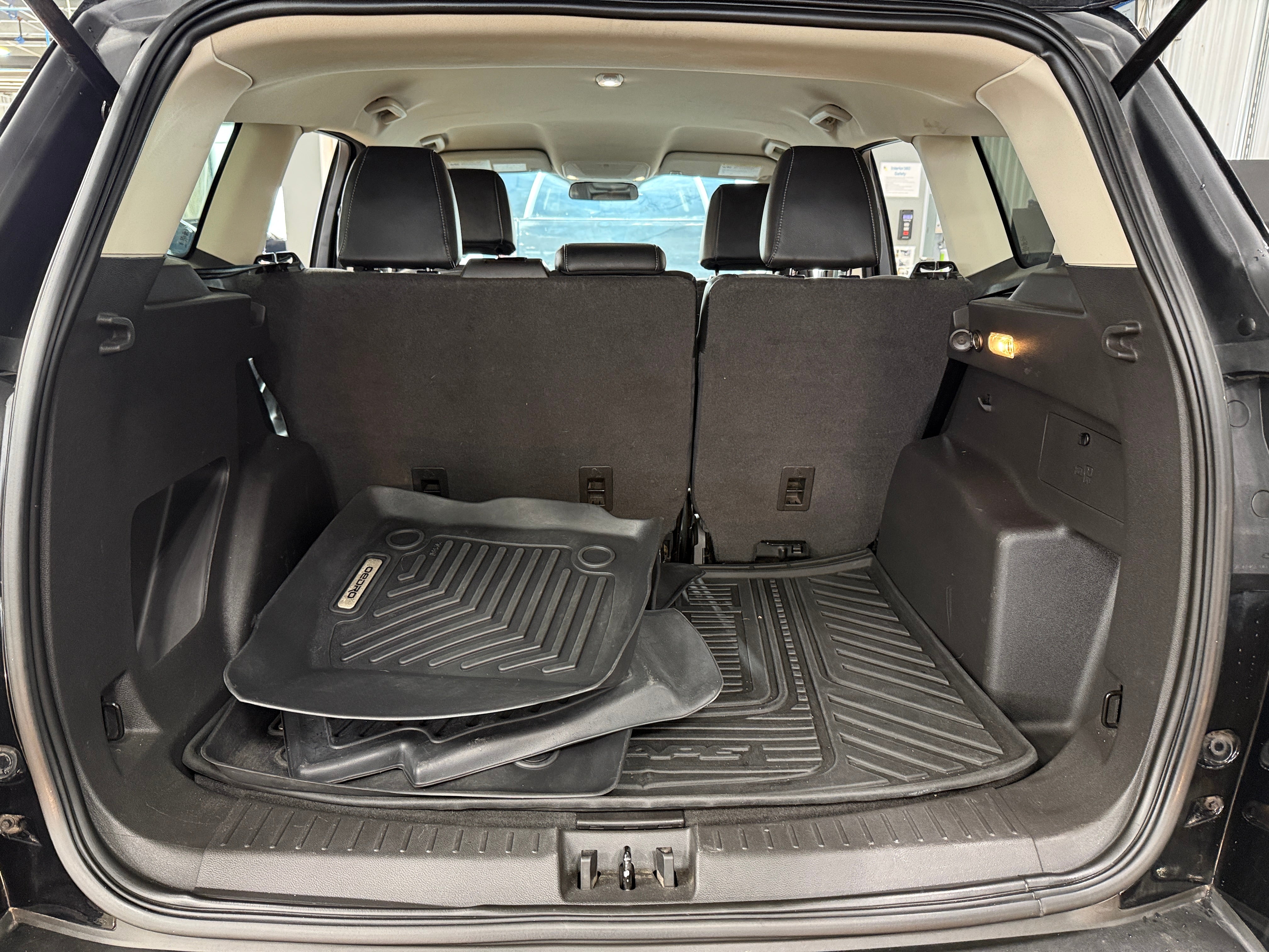 2017 Ford Escape SE - Photo 2
