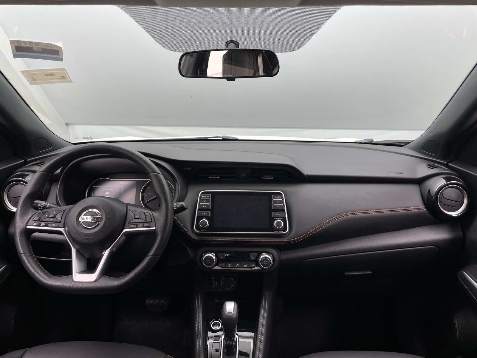 Thumbnail: 2018 Nissan Kicks - 2