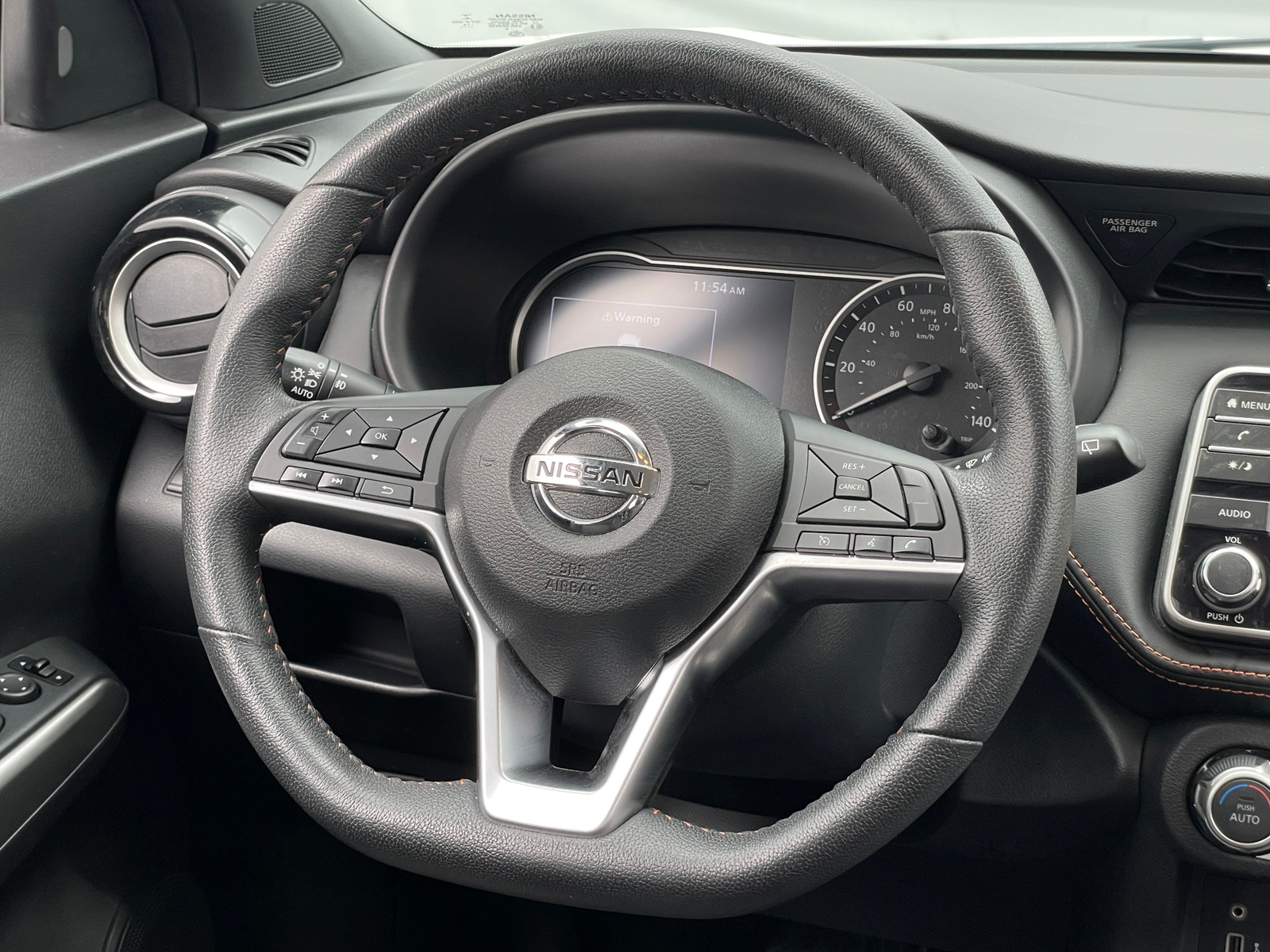 Thumbnail: 2018 Nissan Kicks - 4