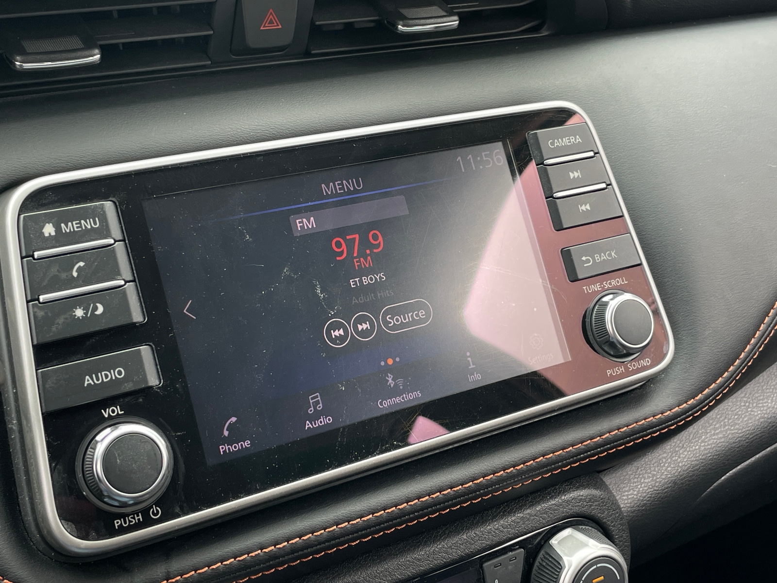 Thumbnail: 2018 Nissan Kicks - 3