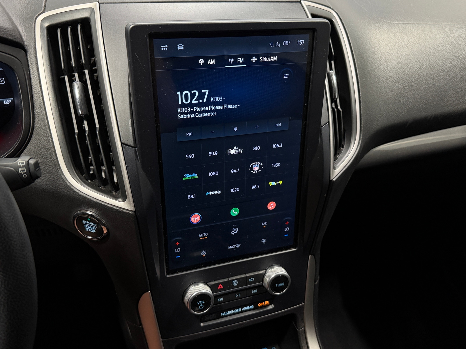 Thumbnail: 2023 Ford Edge - 4