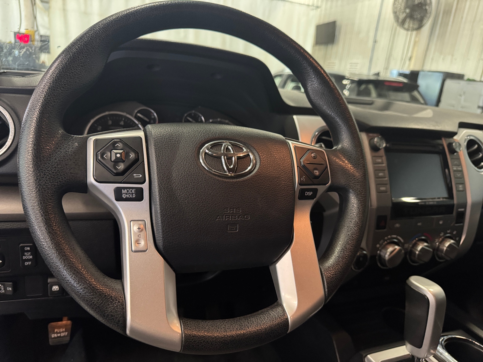 Thumbnail: 2017 Toyota Tundra - 5