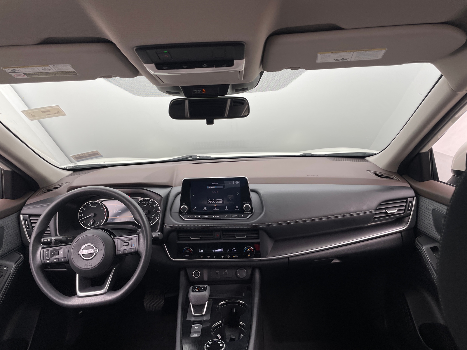 Thumbnail: 2023 Nissan Rogue - 3