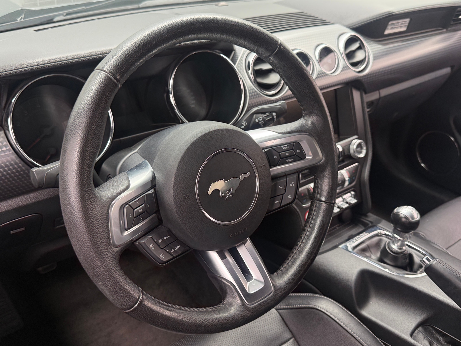 Thumbnail: 2015 Ford Mustang - 3