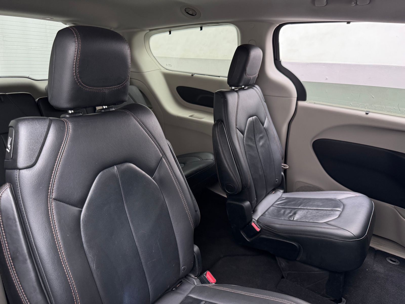 Thumbnail: 2017 Chrysler Pacifica - 5