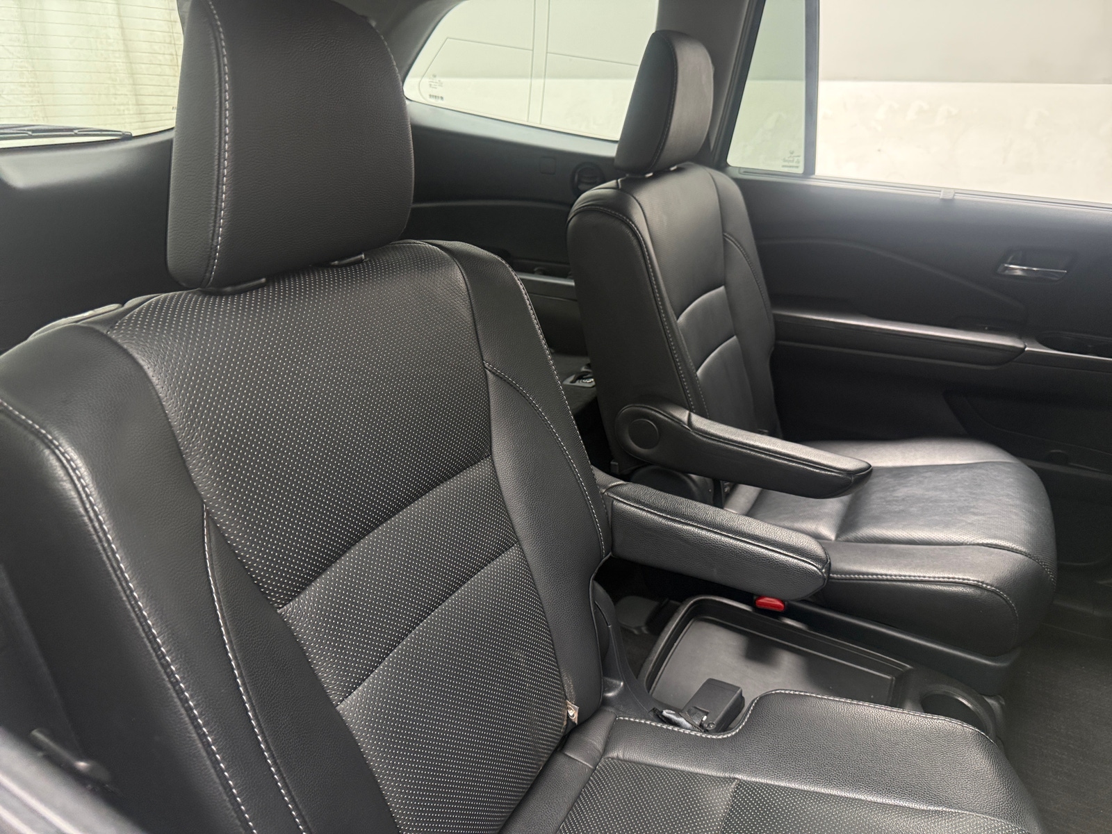 Thumbnail: 2016 Honda Pilot - 5
