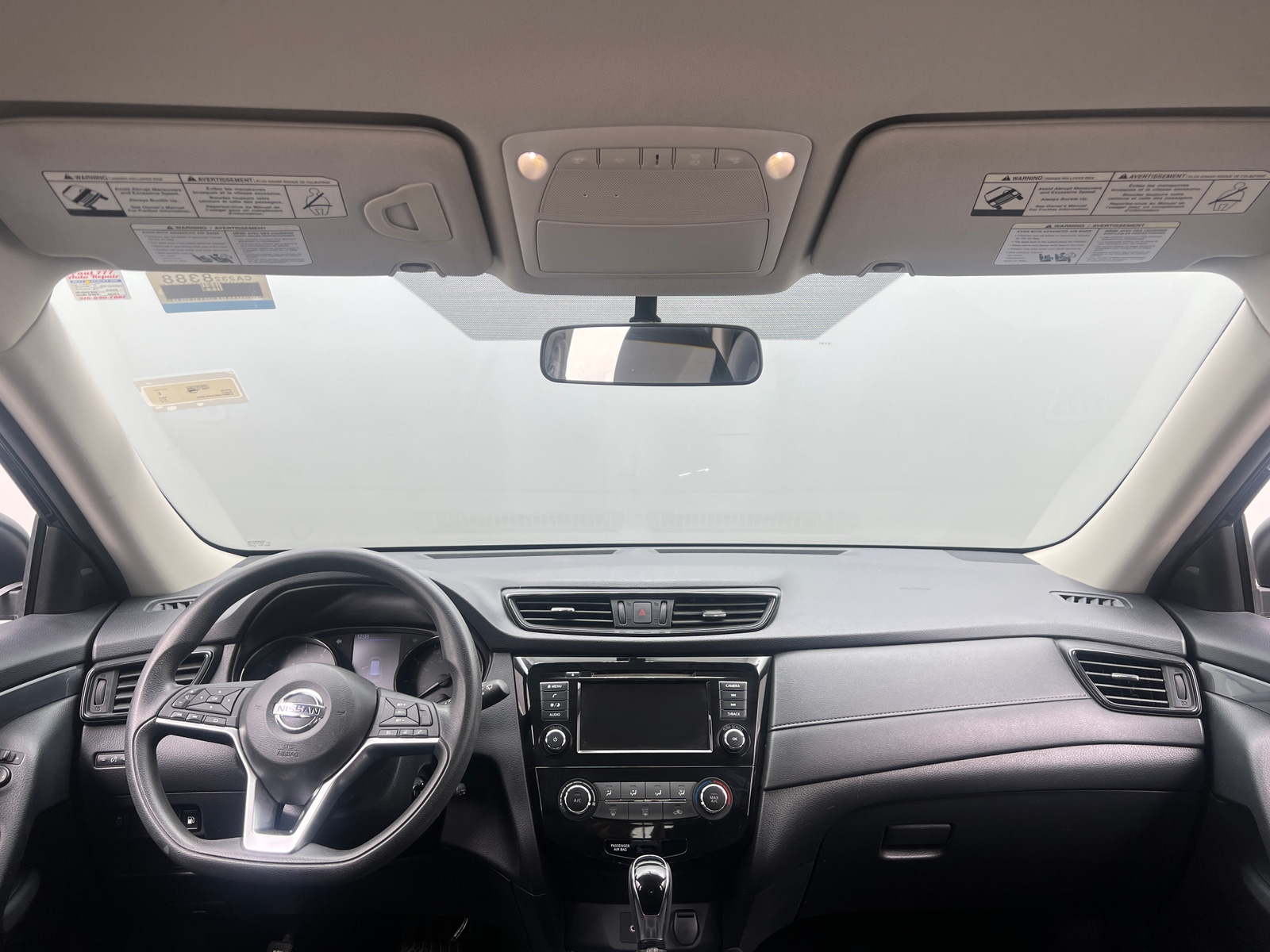 Thumbnail: 2018 Nissan Rogue - 3
