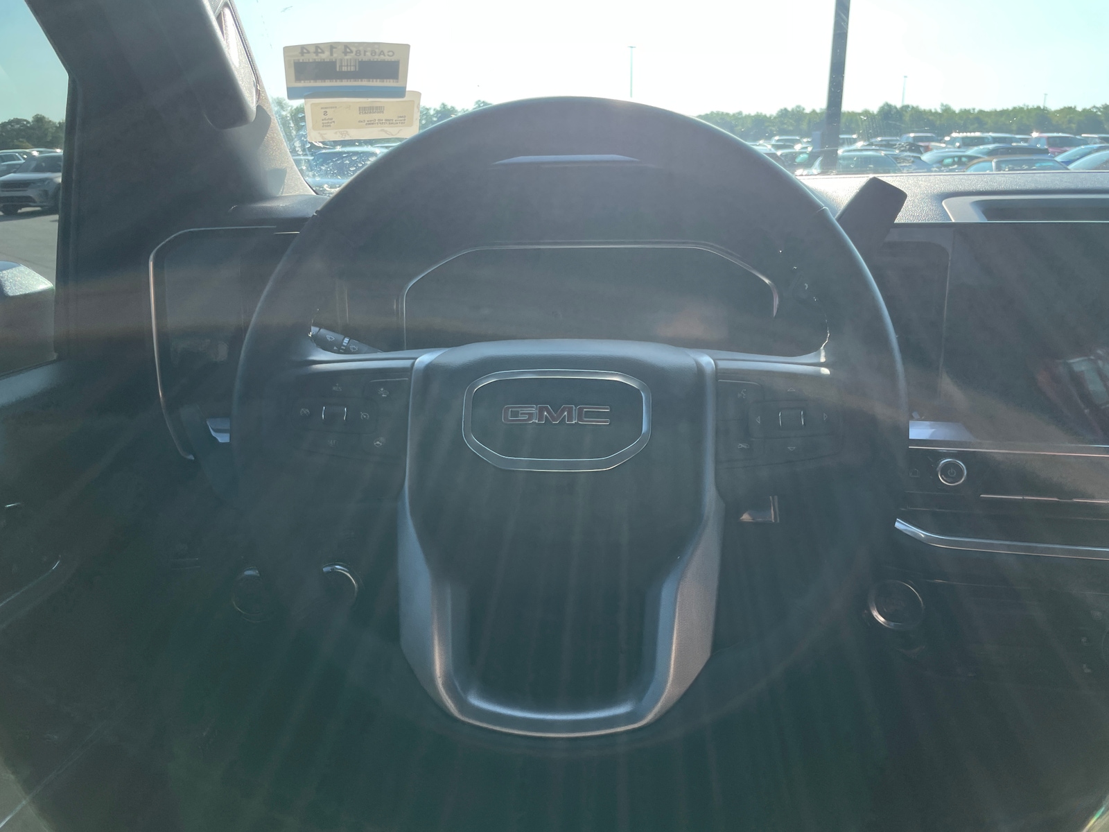 Thumbnail: 2025 GMC Sierra 2500 - 4