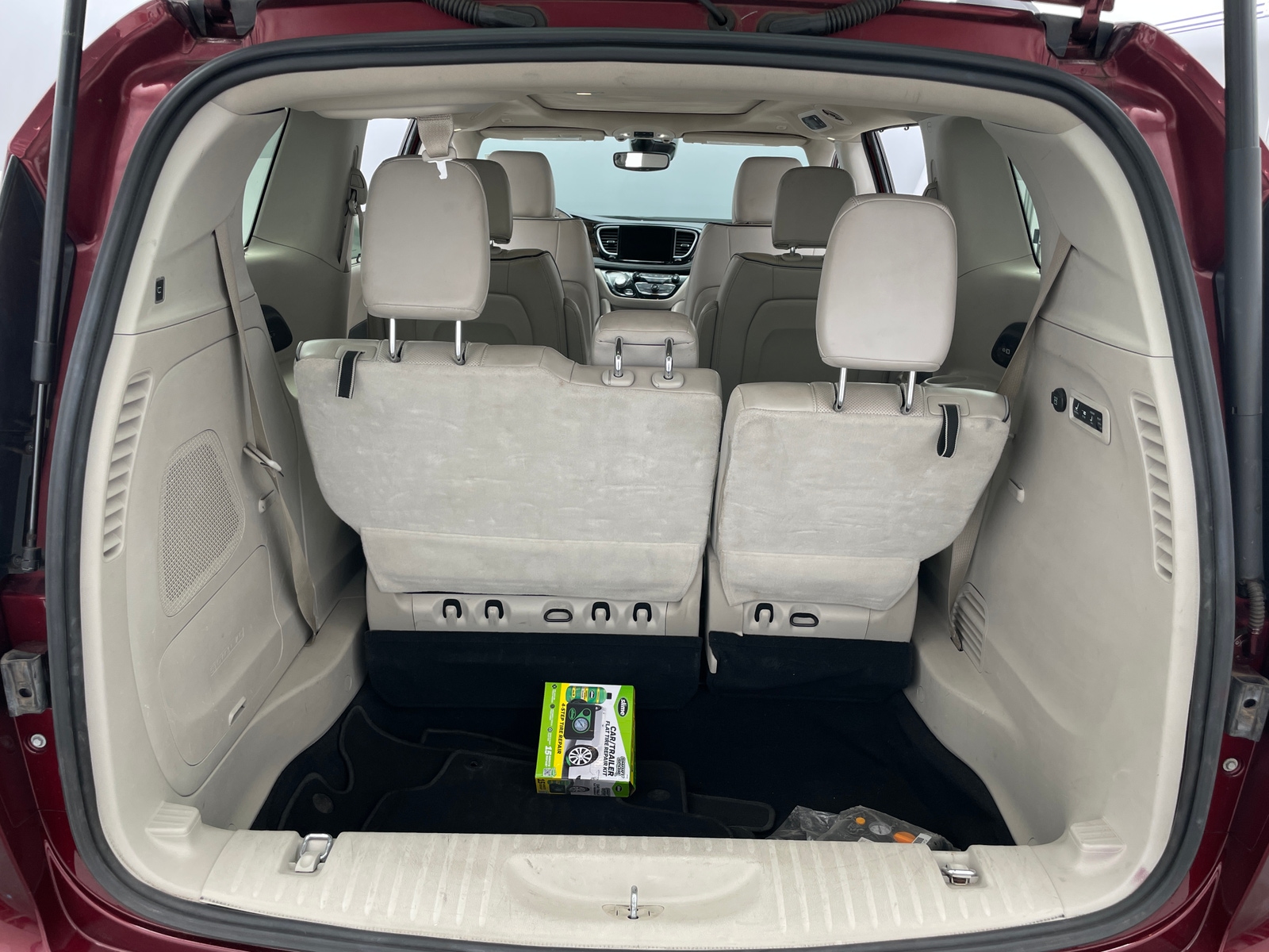 Thumbnail: 2021 Chrysler Pacifica - 6