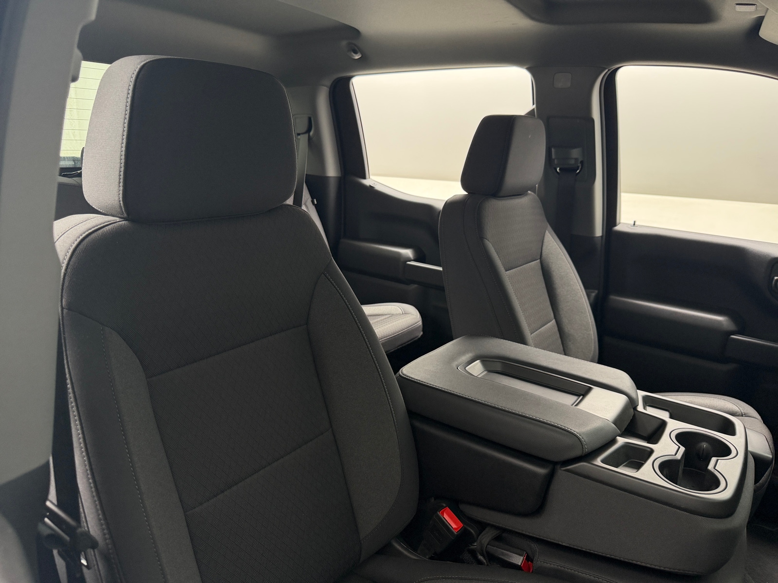 Thumbnail: 2025 Chevrolet Silverado 1500 - 2